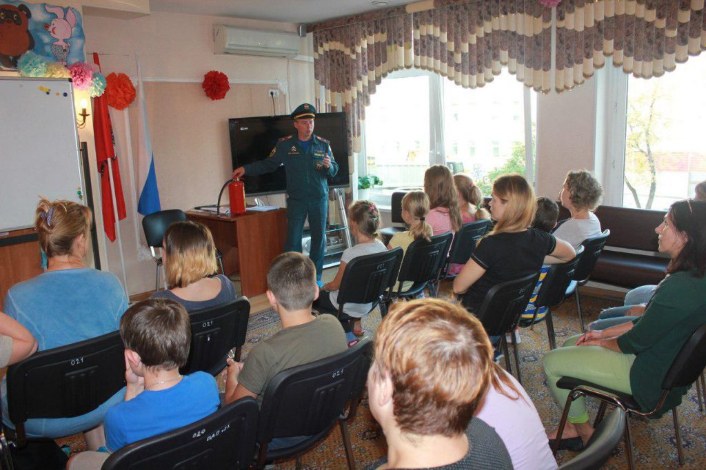 Правила пожарной безопасности рассказали в одном из центров Южнопортового