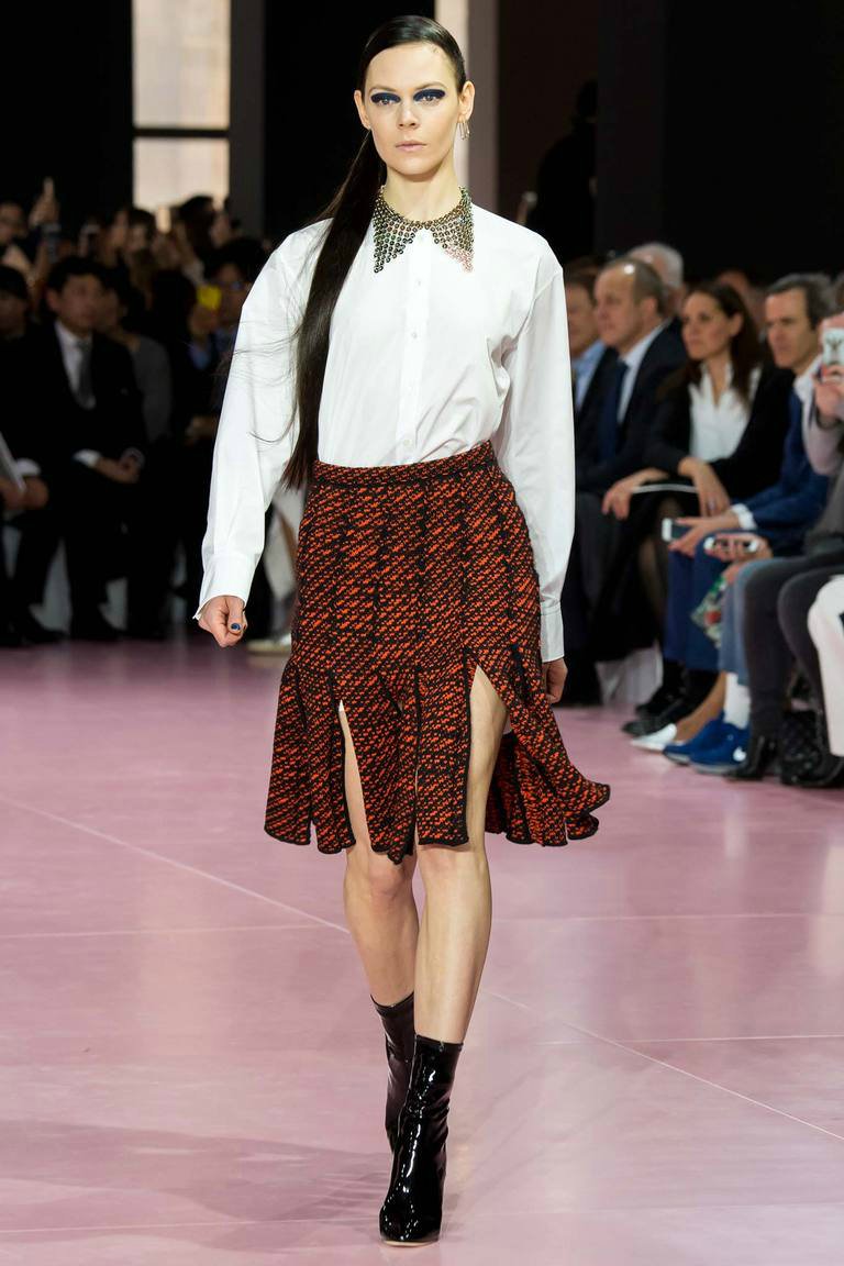 CHRISTIAN DIOR ОСЕНЬ-ЗИМА 2015/2016 CHRISTIAN DIOR ОСЕНЬ-ЗИМА 2015/2016