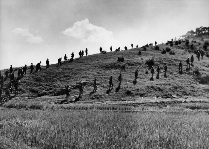 Корейская война на снимках военных фотографов (49 фото) Корейская война на снимках военных фотографов (49 фото)