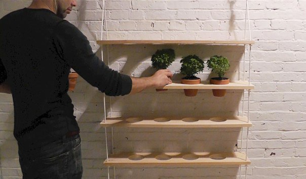 Как сделать вертикальную полку для цветов