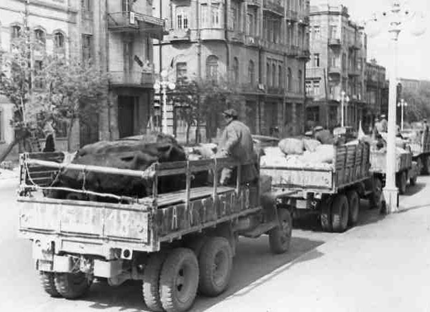 Баку, 1947: Studebaker, Студебеккер, военная техника