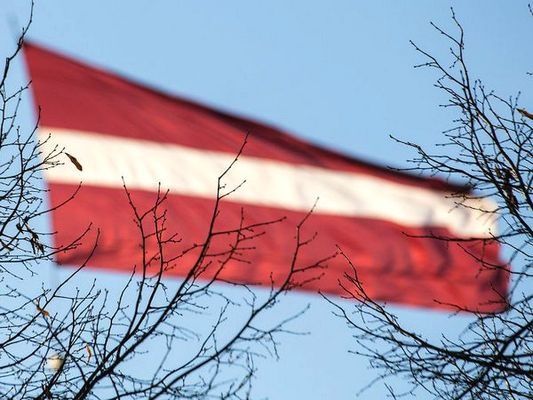 МВД Латвии предлагает отгородиться от России стеной за 17 млн евро из-за мигрантов
