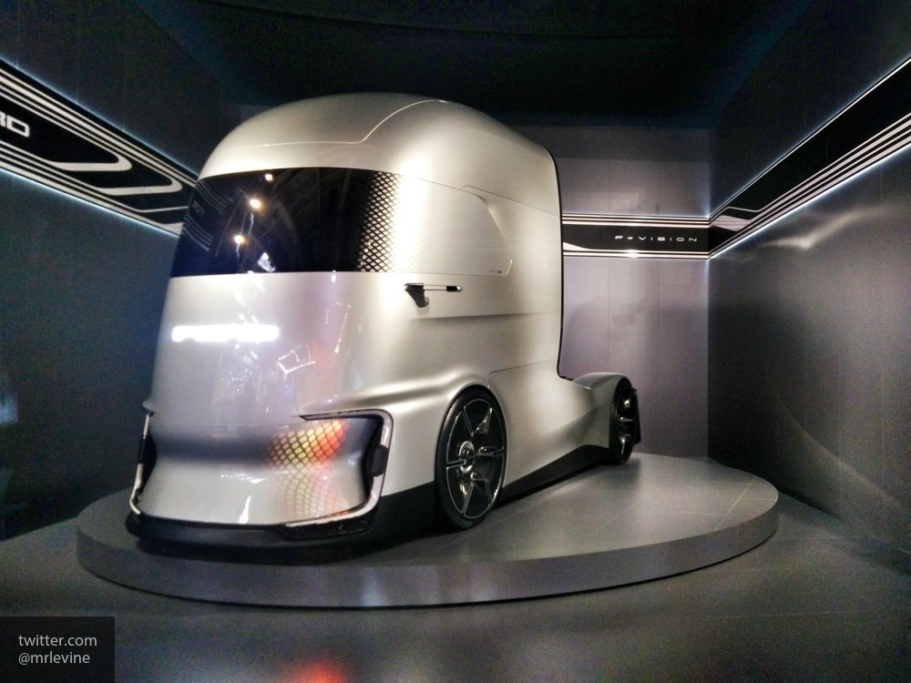 Компания Ford представила главного конкурента электрического грузовика Tesla Semi