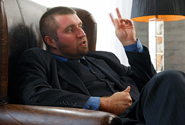 Что в жизни хоть раз « предпринял» предприниматель Потапенко? Что в жизни хоть раз « предпринял» предприниматель Потапенко?