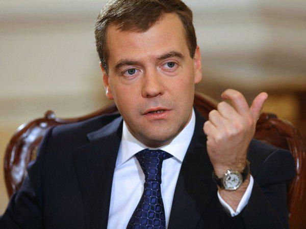 Медведев приструнил Украину с черноморской трассой Медведев приструнил Украину с черноморской трассой