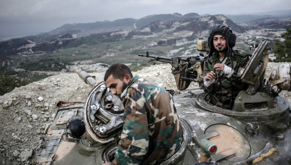 Танкисты правительственных войск сирийской армии. Архивное фото