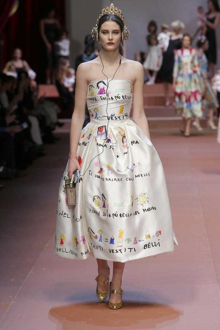 Dolce & Gabbana Осень-Зима 2015-2016. Нет слов, это просто надо видеть... Dolce & Gabbana Осень-Зима 2015-2016. Нет слов, это просто надо видеть...