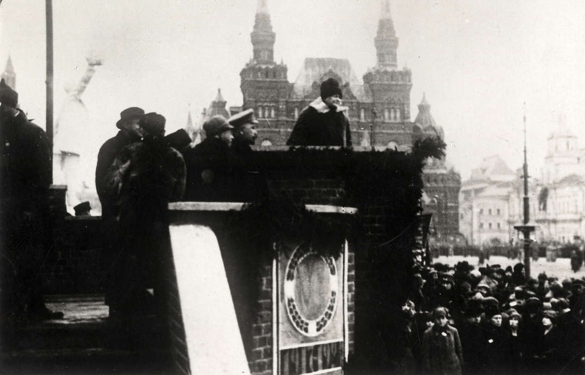Жизнь Москвы 90 лет назад