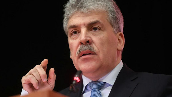 Павел Грудинин о рейдерах и Путине. Павел Грудинин о рейдерах и Путине.