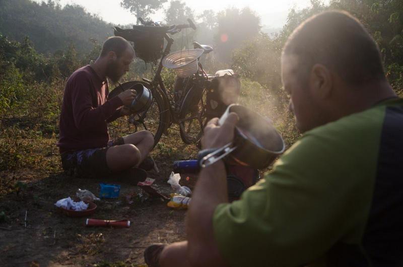 Велосипедист совершил невероятное путешествие - 22 530 километров по Азии