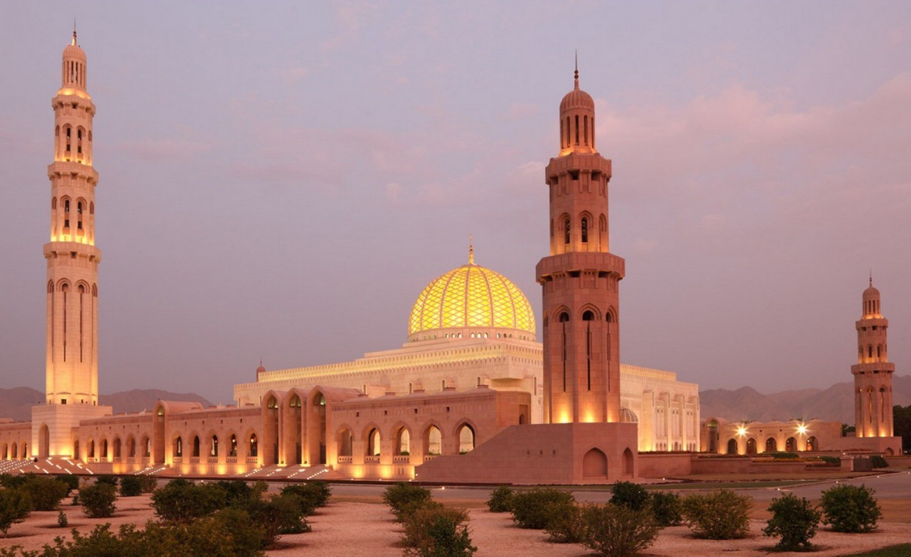 Мечеть шейха Кабуса в Маскате Оман, Султанат Оман, восток, персидский залив