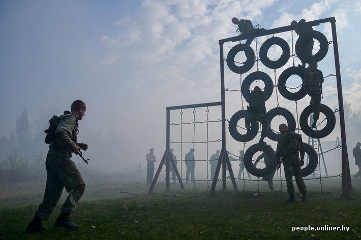 Репортаж с полигона, где спецназовцы сражаются за краповый берет репортаж, с полигона, спецназовцы, сражаются, за краповый берет