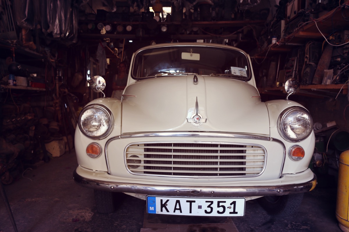 Старинная мастерская Кармело Хили на Мальте Мальта, мастерская, олдтаймер, старинный автомобили