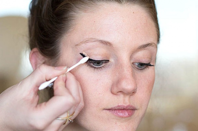 Держите шпаргалку:  советы по макияжу, которые оценят даже те, кто не красится