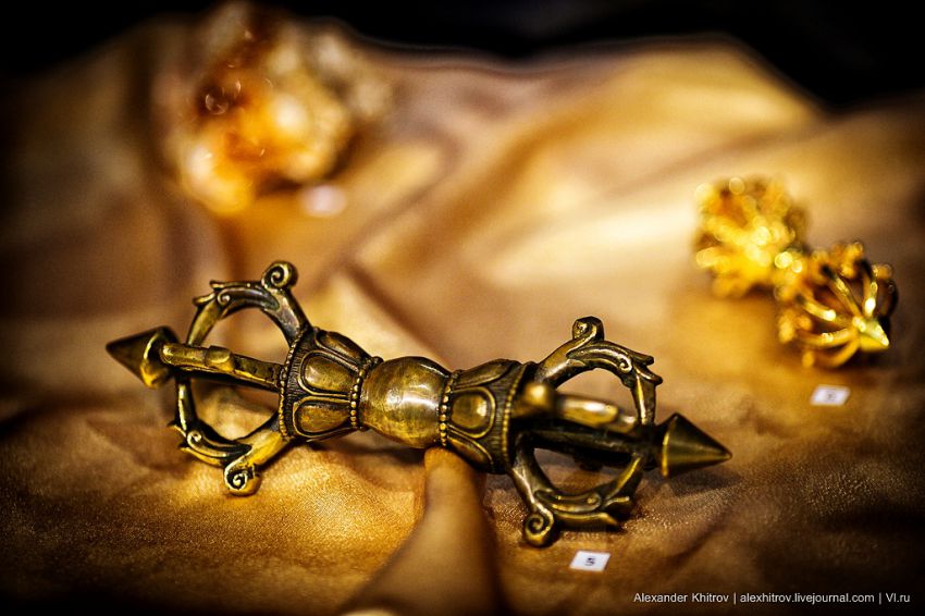 Гималаи, буддизм, выставка