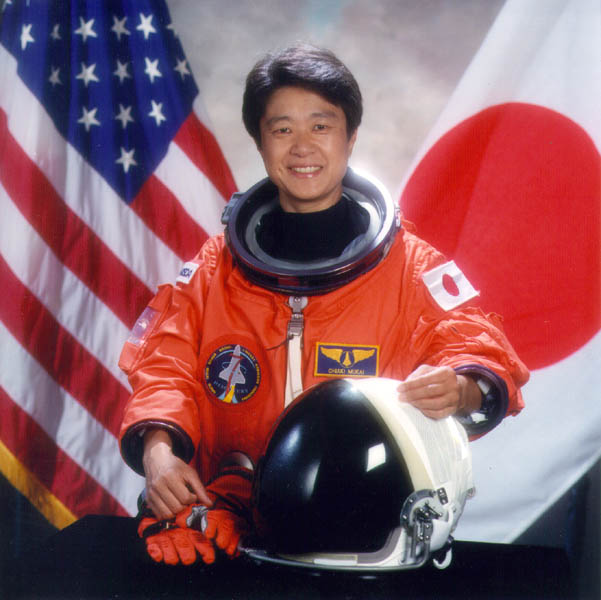 первая японская женщина-космонавт Тиаки Мукаи. Фото