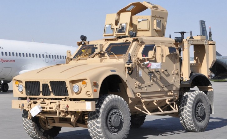 Oshkosh L-ATV: наследник всемирно знаменитого Hummer армия, факты