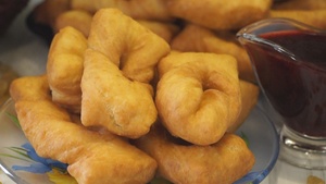 Фото к рецепту: Вергуны. Нежные, Воздушные и Очень Вкусные! Фото к рецепту: Вергуны. Нежные, Воздушные и Очень Вкусные!