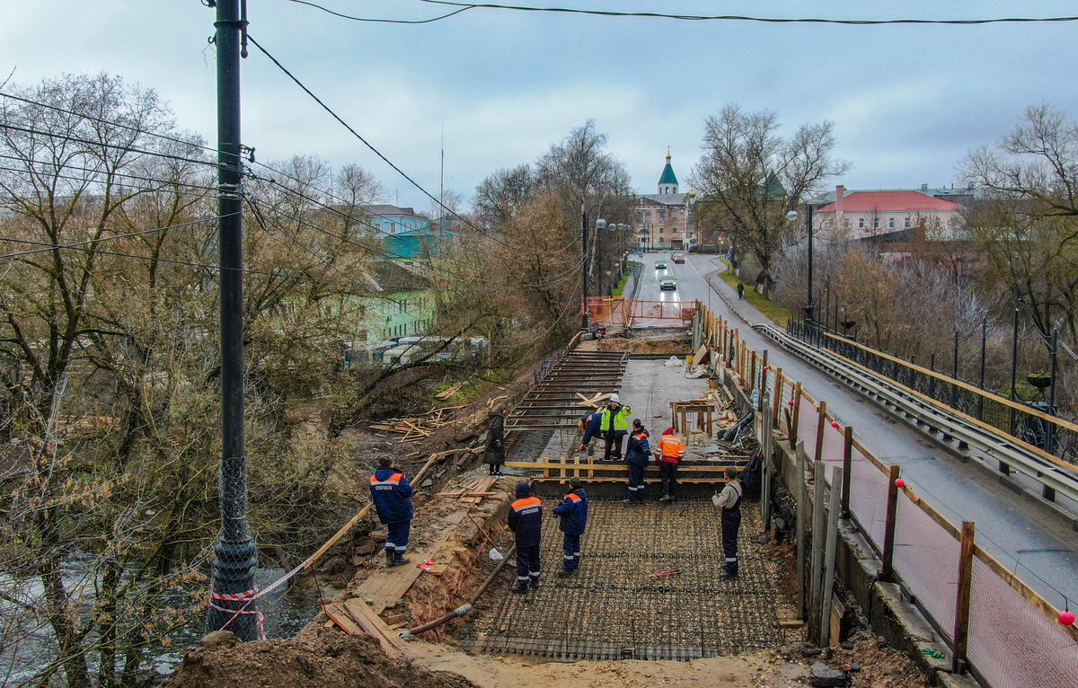 Ремонт моста через Октябрьскую ж/д в Клину завершается. Еще два обновят в 2020 году