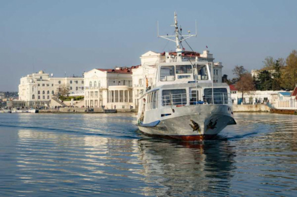 Врио губернатора Севастополя поздравил моряков с Днём работников морского и речного флота