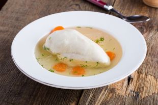 Как сделать наваристый бульон из куриной грудки?