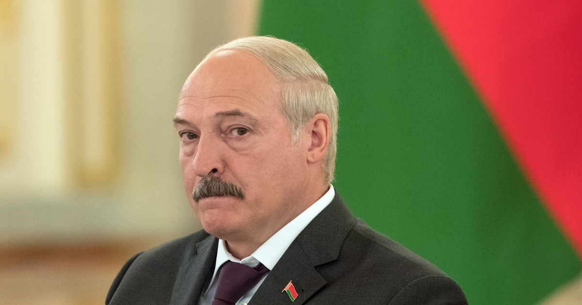 Почему нервничает Лукашенко? Почему нервничает Лукашенко?