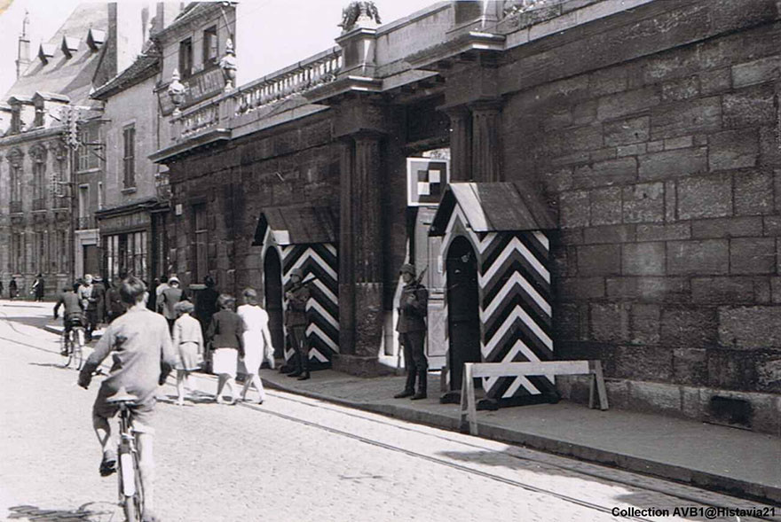 Почетный караул у дворца Дижон, история, фото
