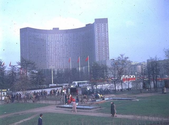 Москва в преддверии 1 мая 1982 года. Москва в преддверии 1 мая 1982 года.