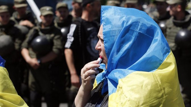 Не жаль, что вы наконец-то уходите: Россиянам пора распрощаться с недружелюбным «братским народом Украины» Не жаль, что вы наконец-то уходите: Россиянам пора распрощаться с недружелюбным «братским народом Украины»