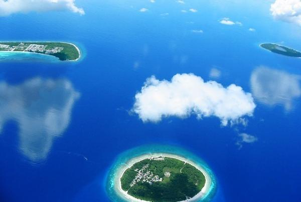 Экзотические острова с крыла самолета