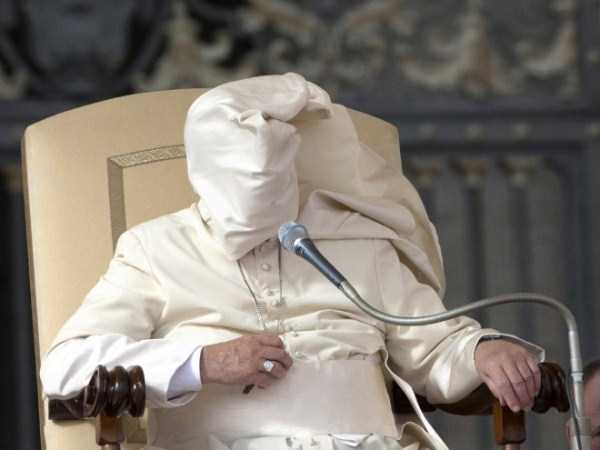 the-pope-and-the-wind (18)