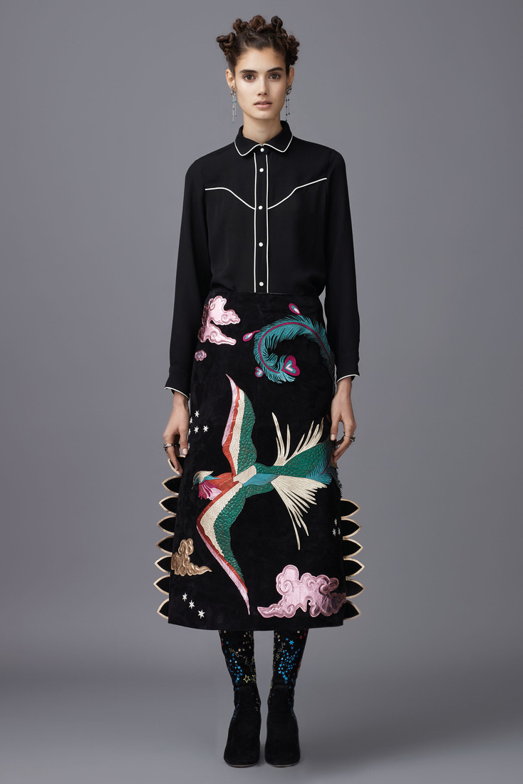 Завораживающая коллекция Valentino Pre-Fall 2016: тема Востока раскрыта просто божественно! Завораживающая коллекция Valentino Pre-Fall 2016: тема Востока раскрыта просто божественно!