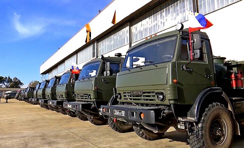 Неблагодарные итальянцы назвали российскую помощь никчемной Неблагодарные итальянцы назвали российскую помощь никчемной
