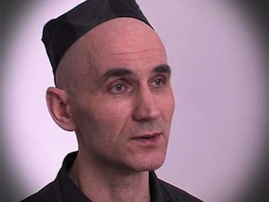 Звери в человеческом обличье: 10 самых безжалостных серийных убийц СССР и СНГ Звери в человеческом обличье: 10 самых безжалостных серийных убийц СССР и СНГ