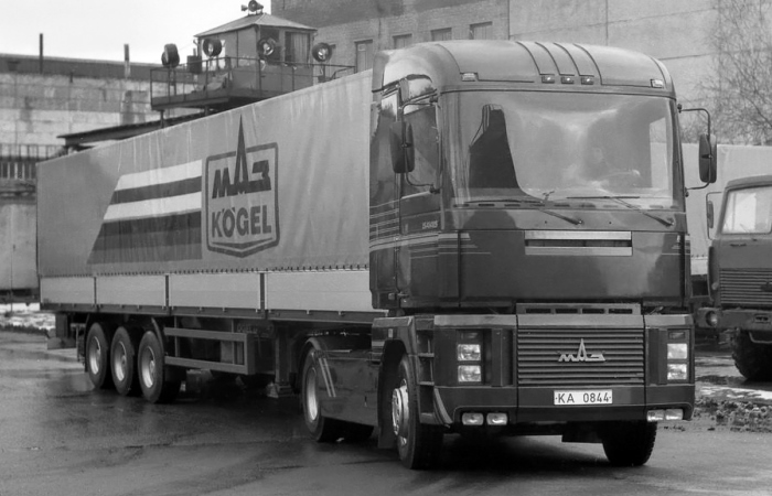 История одного грузовика. Почему французский Renault Magnum выглядит, как белорусский МАЗ, и кто у кого украл разработку