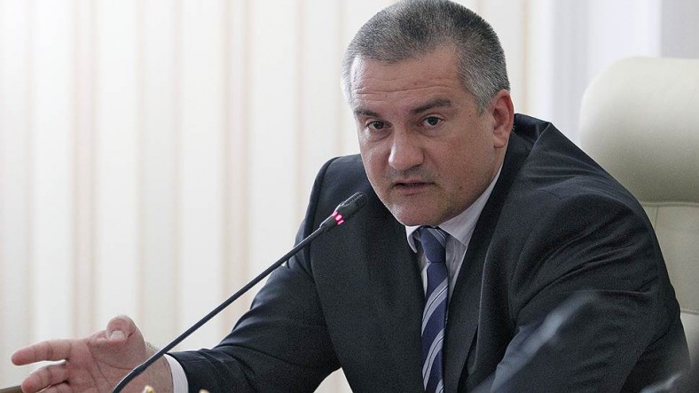 Глава Крыма о действиях Чалого: «Сейчас не время бросать удостоверение на стол»