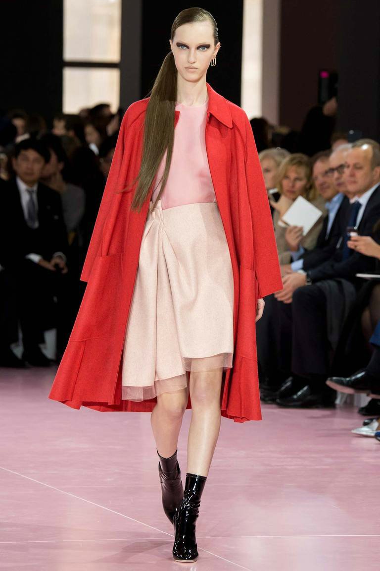 CHRISTIAN DIOR ОСЕНЬ-ЗИМА 2015/2016 CHRISTIAN DIOR ОСЕНЬ-ЗИМА 2015/2016