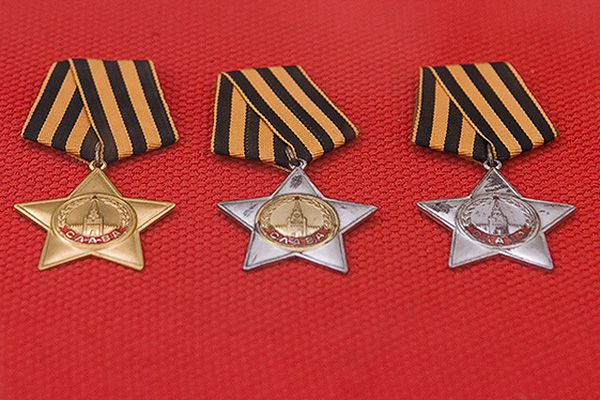 Сколько героев было в СССР в годы Великой Отечественной войны Сколько героев было в СССР в годы Великой Отечественной войны