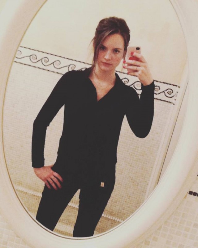 Эта девушка в течение 8 месяцев ела лишь 3 яблока в день. И вот к чему это привело... Эта девушка в течение 8 месяцев ела лишь 3 яблока в день. И вот к чему это привело...