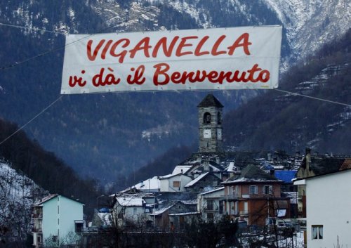 В норвежском городе Рьюкан появилась альтернатива Солнцу (9 фото)