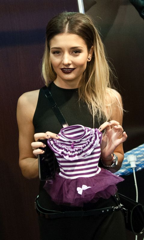 Забавный Backstage шоу маленьких собачек на на «Artpodium 2015» Забавный Backstage шоу маленьких собачек на на «Artpodium 2015»