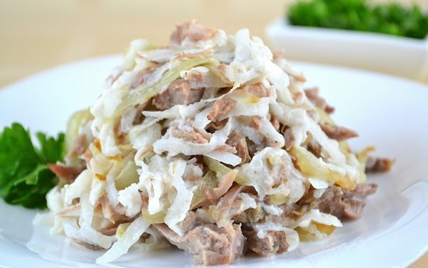 Мясной салат с редькой рецепт
