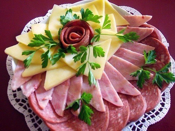 Как сделать красиво мясную нарезку Как сделать красиво мясную нарезку