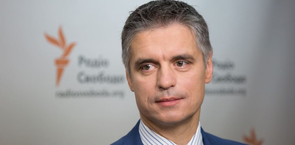 Пристайко признал: Западу трудно давить на Россию