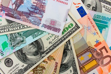 Курс валют на 26 сентября: рубль закрывает неделю стремительным ростом