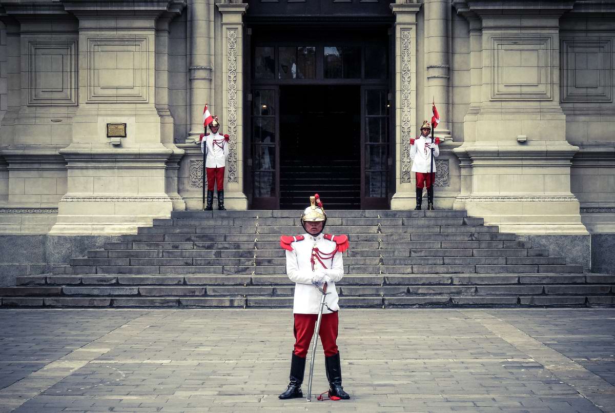 Драгуны с конскими хвостами: Президентская гвардия Перу (22)