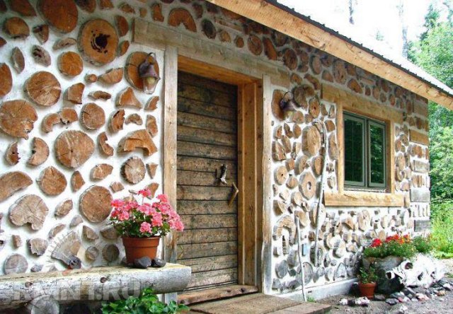 Дом глиночурка (дом из дров)