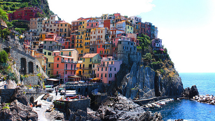 Fast Lane Magazine - riomaggiore-cinque-terre-italy