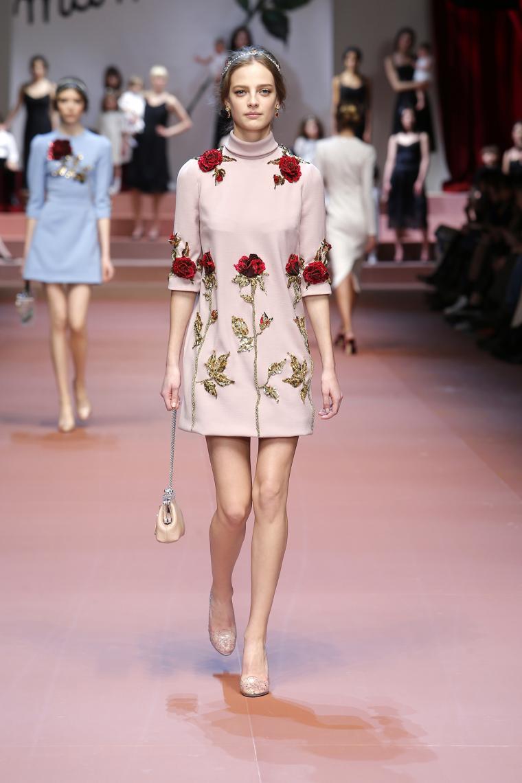 Dolce & Gabbana Осень-Зима 2015-2016. Нет слов, это просто надо видеть... Dolce & Gabbana Осень-Зима 2015-2016. Нет слов, это просто надо видеть...
