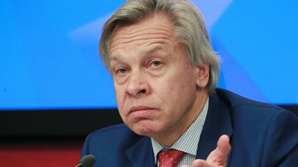 Член Совета Федерации Федерального Собрания России Алексей Пушков Пушков оценил требование Кравчука отдать Украине 300 миллиардов долларов